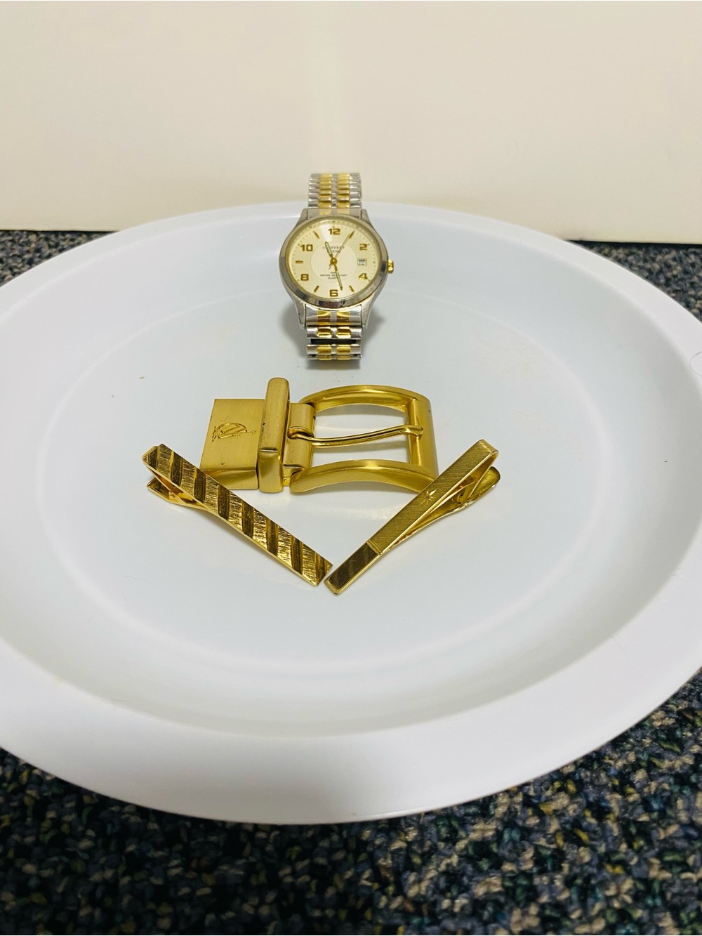 Men’s Jewelry. 2 Tie Clasps, Buckle, & Geoffrey Beene Watch.